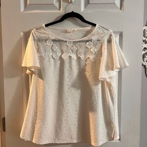 Elegant White Lace Women's Top